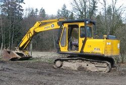 Запчасти для гусеничного экскаватора John Deere 290D