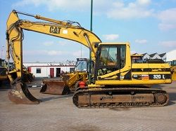 Ремонт гусеничного экскаватора Caterpillar 320L