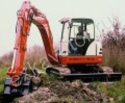 Каталог запчастей для гусеничного экскаватора Schaeff HR 32