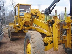 Ремонт грейдера (автогрейдера) Adams 550