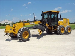 Запчасти для грейдера (автогрейдера) John Deere 670D