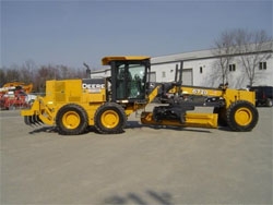 Запчасти для грейдера (автогрейдера) John Deere 672D