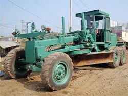 Запчасти для грейдера (автогрейдера) Komatsu GD705R-1A