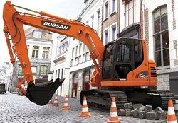 Ремонт гусеничного экскаватора Doosan DX140LCR